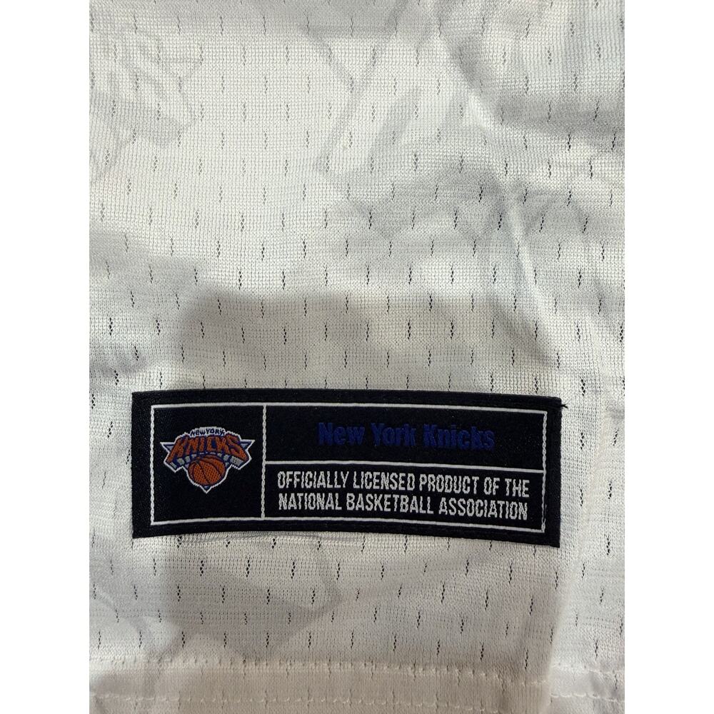 New York Knicks Jersey BOYS 14/16 Ultra Game White Blue Mesh Tank Basketball NWT - Picture 5 of 6